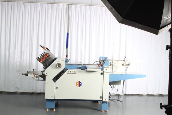 Máquina eléctrica de papel del plegamiento del papel A3 con el sistema eléctrico del PlC de Schneider