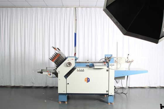 Máquina automática de papel industrial del plegamiento del papel A3 para los productos farmacéuticos de los cosméticos
