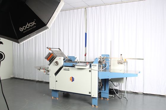 Máquina plegable de papel industrial A3 con el sistema eléctrico del PLC de Schneider