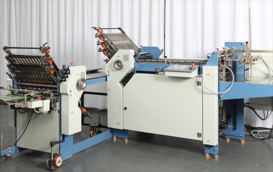 Máquina plegable de papel resistente de 380 voltios para los cosméticos electrónicos de la farmacia del folleto