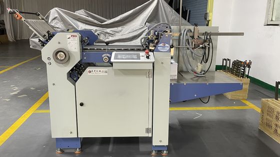 dispositivo del plegamiento del papel A4 de 360m m, máquina auto de la carpeta con el indicador digital de la posición
